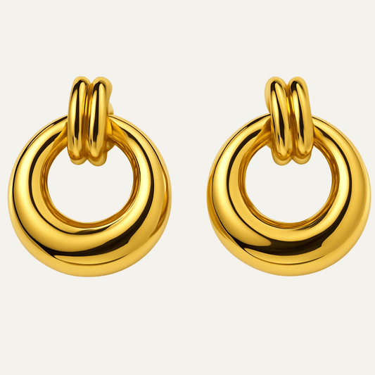 Aros Ela alargados enchapados en oro 18k con diseño elegante y acabado brillante – Laruz